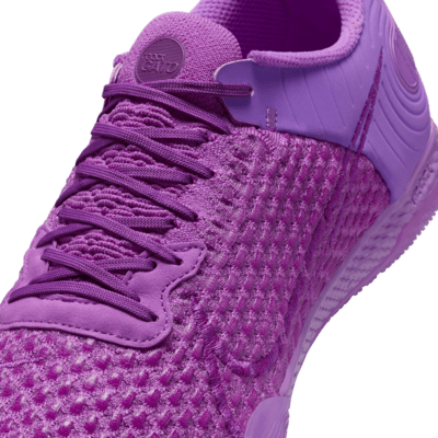 Nike React Gato Indoor/Court Low-Top Soccer Shoes. Nike.com